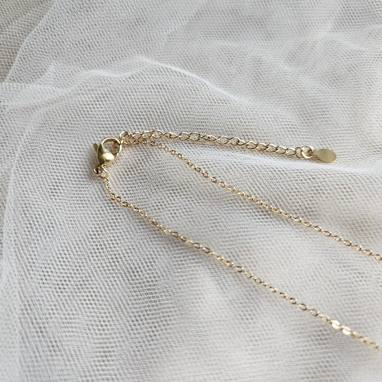 CD Dior Gold Ribbon Necklace