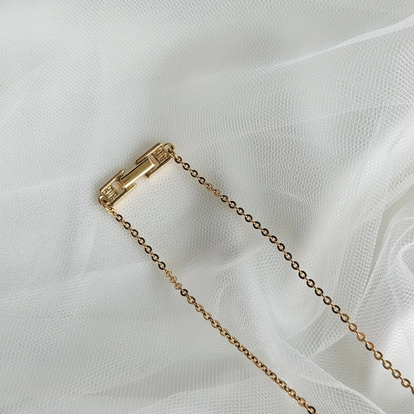 Givenchy Dainty Motif Necklace (Original)