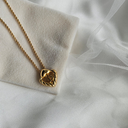 Christian Dior Vintage Gold Heart Necklace (Original)