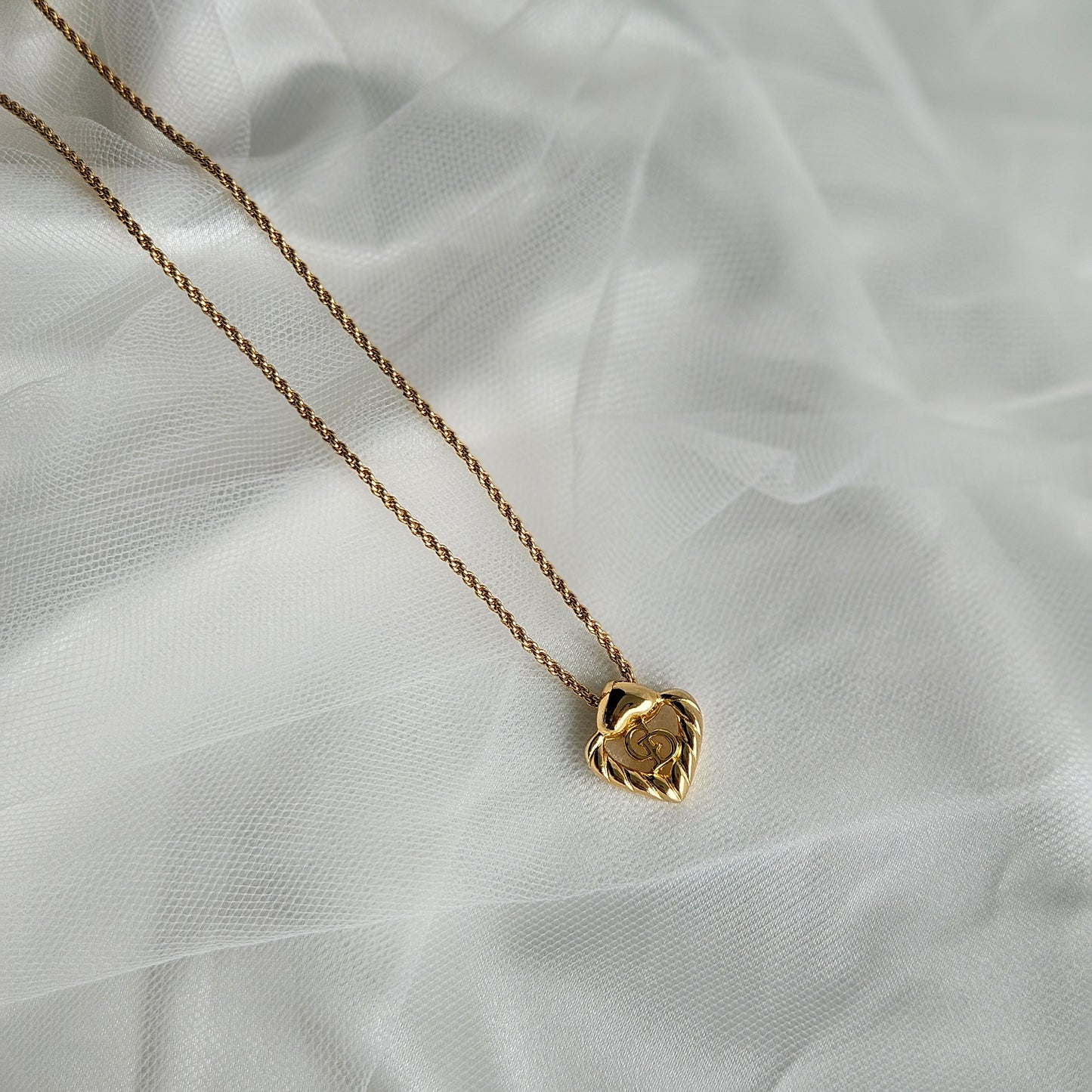 Christian Dior Vintage Gold Heart Necklace (Original)