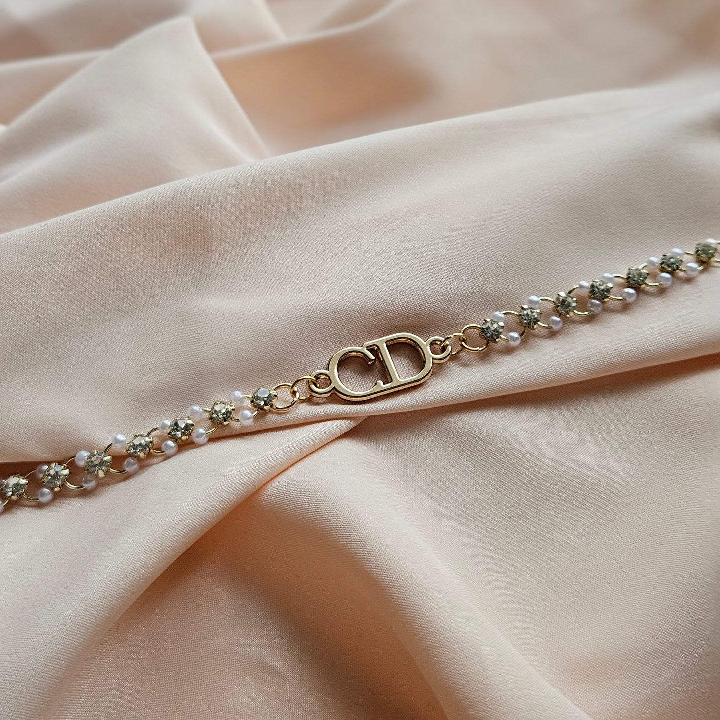 Dior Rhinestone Dainty Pearl Choker (Redesigned)