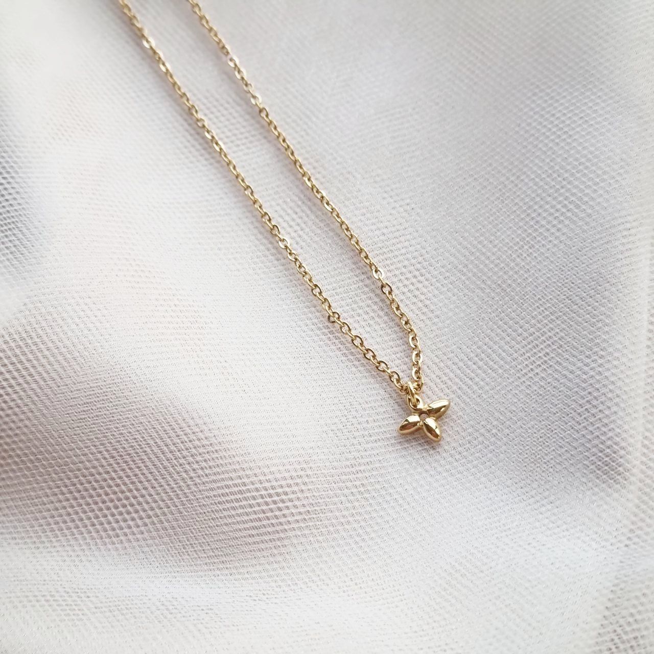LV Flower Dainty Gold Necklace